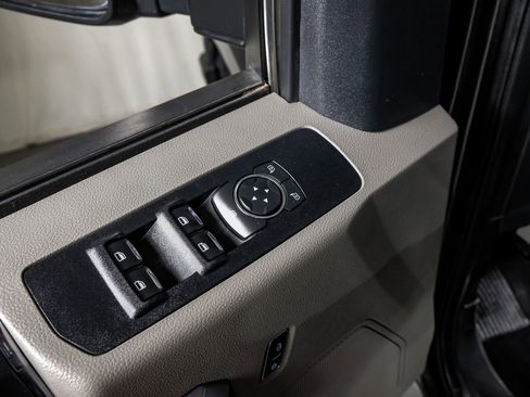 Used 2020 Ford F250 XLT image 32