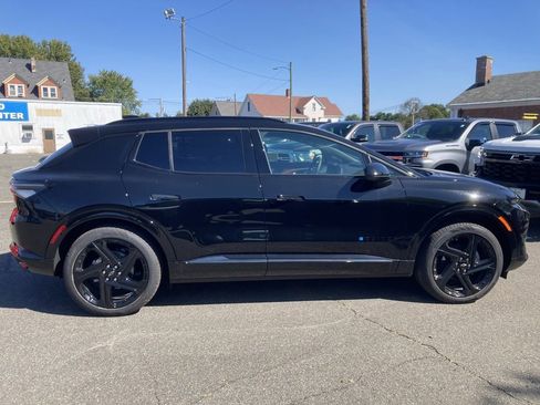 New 2025 Chevrolet Equinox EV RS w/ Convenience Package II image 8