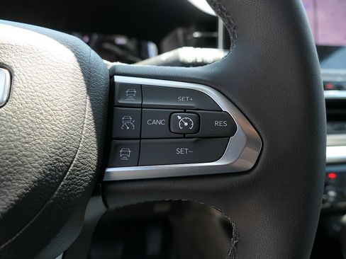 New 2026 Jeep Compass Limited w/ Sun, Sound & Navigation Group AWD/4WD image 14