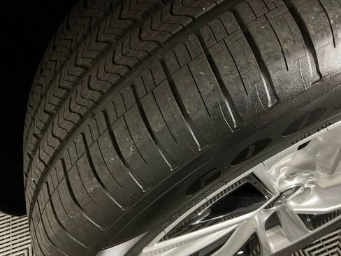 New 2026 Cadillac Vistiq Luxury w/ LPO, Floor Liner Package image 39