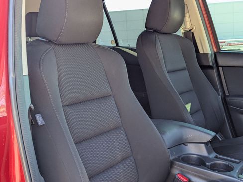 Used 2016 MAZDA CX-5 Touring image 25