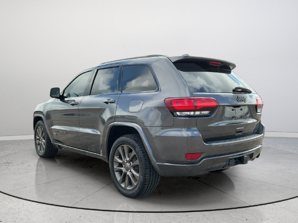 Used 2017 Jeep Grand Cherokee Limited 75th Anniversary AWD/4WD image 4