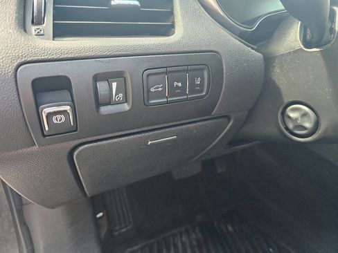 Used 2014 Chevrolet Impala LTZ image 17