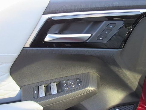 New 2026 Mitsubishi Outlander SEL FWD image 11