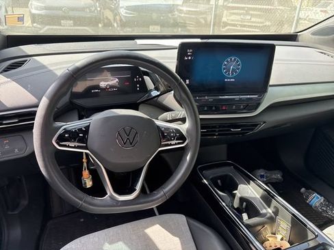 Used 2023 Volkswagen ID.4 Pro image 6