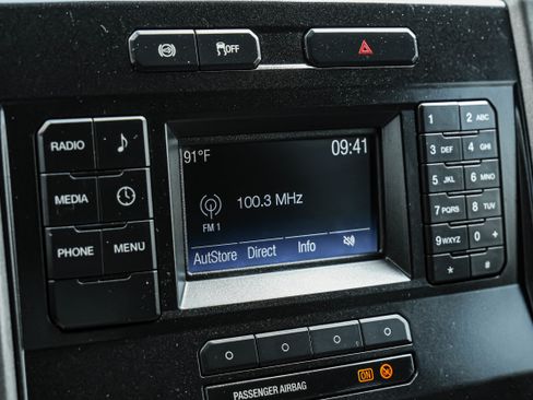 Used 2019 Ford F350 XL w/ Power Equipment Group image 26