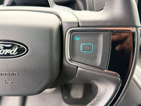 Used 2025 Ford Expedition Tremor AWD/4WD image 25