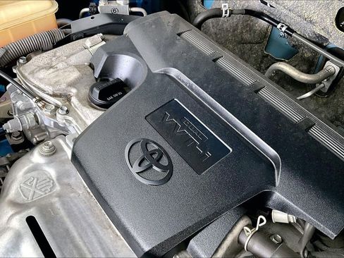 Used 2017 Toyota RAV4 Limited image 41