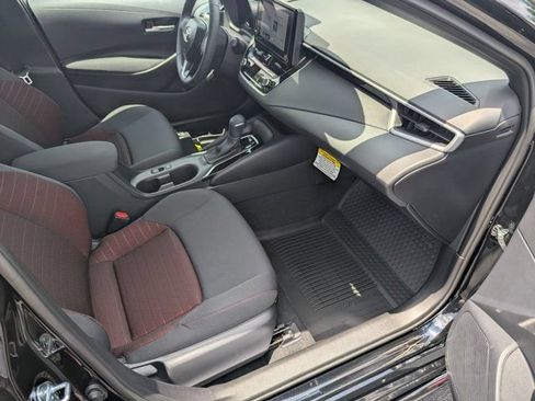 Used 2026 Toyota Corolla SE FWD image 12