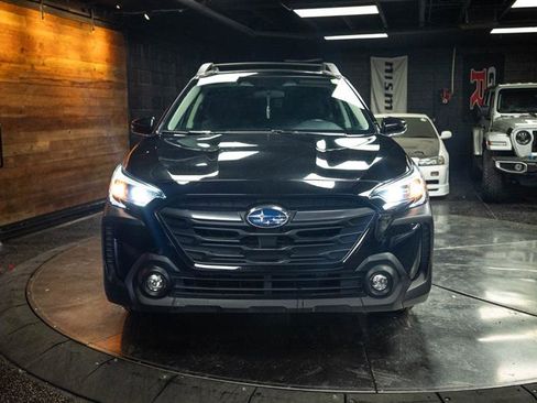 Used 2024 Subaru Outback Premium AWD/4WD image 4