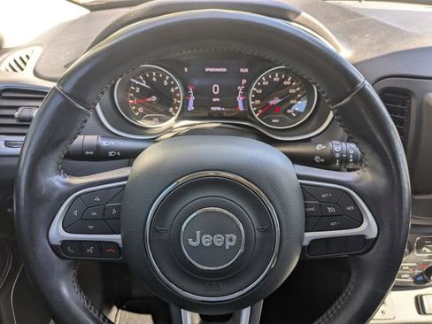 Used 2020 Jeep Compass Latitude w/ Popular Equipment Group image 30