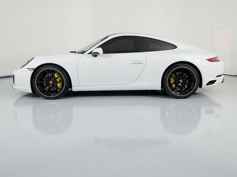 Certified 2017 Porsche 911 Carrera image 7