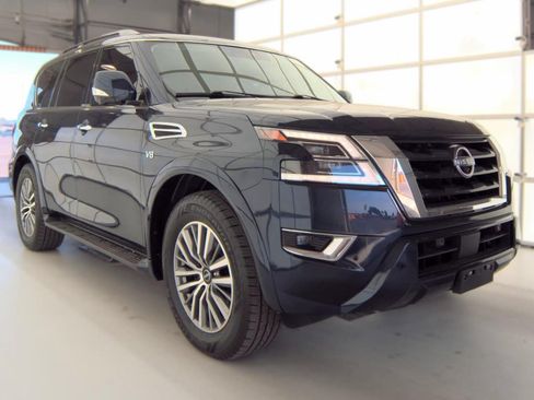Used 2021 Nissan Armada SL w/ Captain's Chairs Package AWD/4WD image 2