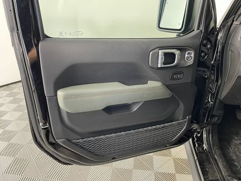 New 2026 Jeep Gladiator Mojave AWD/4WD image 13