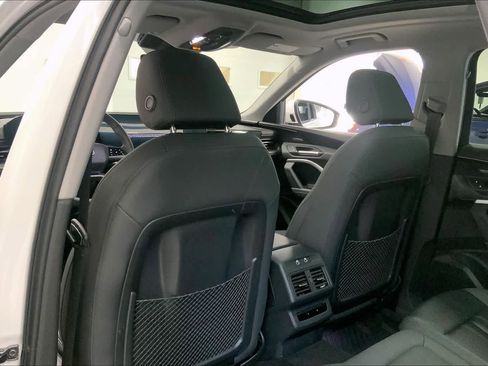 Certified 2025 Audi Q5 Premium Plus w/ Premium Plus AWD/4WD image 11