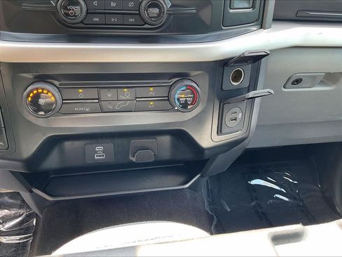 Used 2022 Ford F150 XLT w/ Trailer Tow Package AWD/4WD image 12