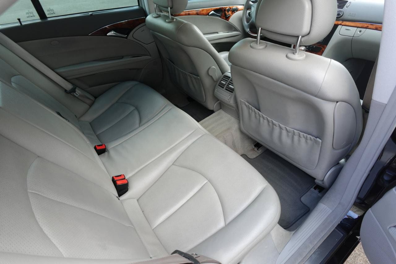 Used 2005 Mercedes-Benz E 320 Sedan image 10