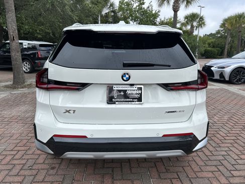 Used 2025 BMW X1 xDrive28i w/ Convenience Package AWD/4WD image 8