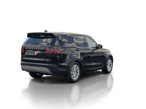Certified 2025 Land Rover Discovery S AWD/4WD image 8