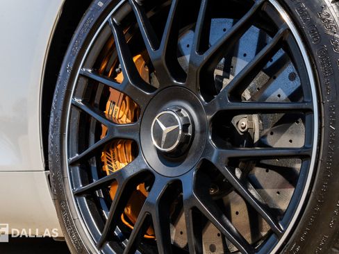 Used 2016 Mercedes-Benz AMG GT S image 21