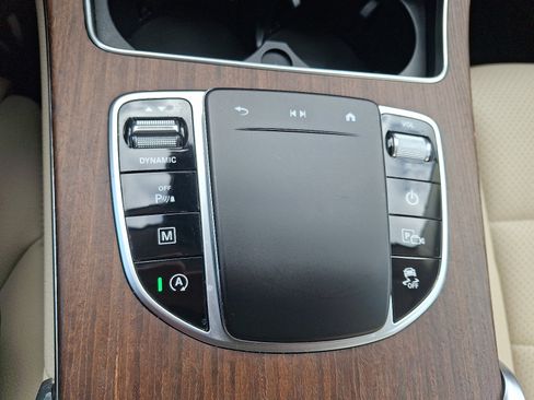 Used 2022 Mercedes-Benz GLC 300 4MATIC SUV image 26