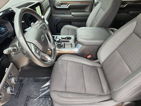 Used 2023 Chevrolet Silverado 1500 LT Trail Boss AWD/4WD image 4