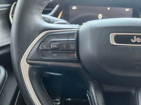 Used 2022 Jeep Grand Cherokee L Limited image 29