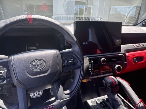 Used 2025 Toyota 4Runner TRD Pro AWD/4WD image 6