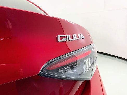 Used 2024 Alfa Romeo Giulia Sprint AWD/4WD image 14