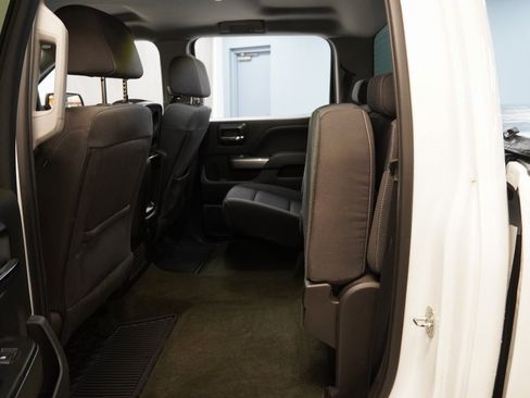 Used 2018 Chevrolet Silverado 1500 LT w/ LT Eassist Package image 15