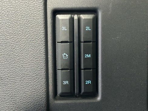 Used 2024 Ford Expedition Max XLT AWD/4WD image 16