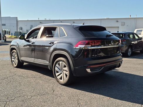 Used 2023 Volkswagen Atlas Cross Sport SE AWD/4WD image 6