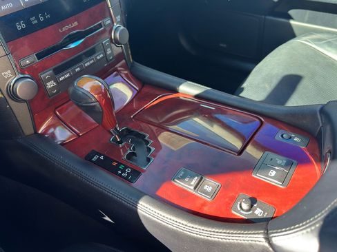 Used 2007 Lexus LS 460 image 34