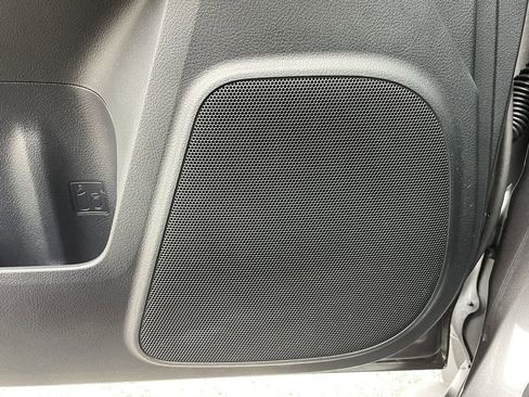 Used 2015 Toyota 4Runner Limited image 24