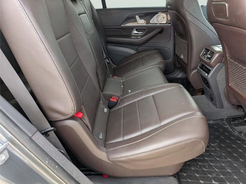 Used 2020 Mercedes-Benz GLS 450 4MATIC image 38