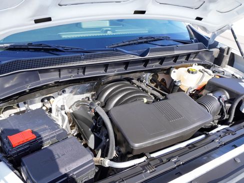 Used 2019 Chevrolet Silverado 1500 Custom w/ Custom Value Package image 18