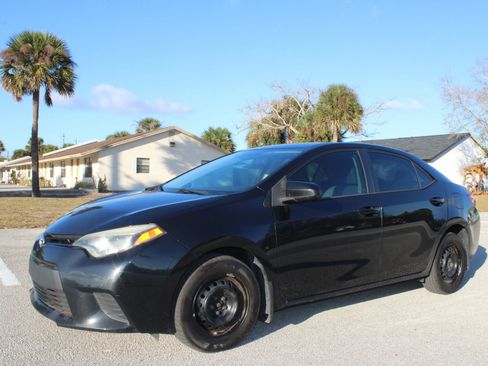 Used 2016 Toyota Corolla L image 18