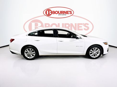 Used 2022 Chevrolet Malibu LT FWD image 11