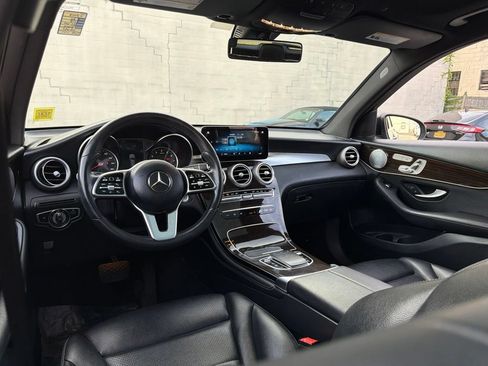 Used 2020 Mercedes-Benz GLC 300 4MATIC image 16