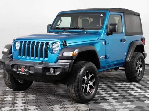 Used 2020 Jeep Wrangler Sport AWD/4WD image 2