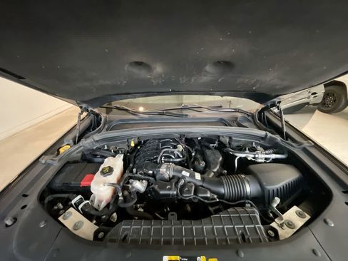 Used 2023 Jeep Grand Cherokee L Laredo image 25