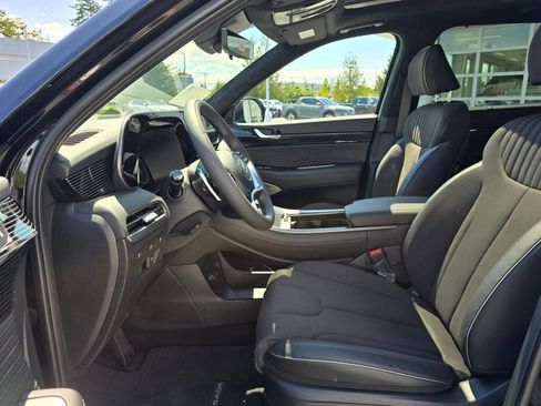 New 2025 Hyundai Palisade Calligraphy image 17