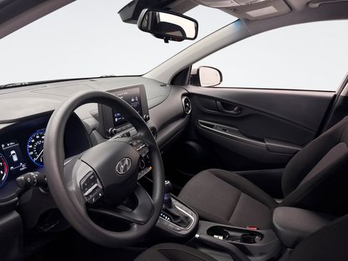 Used 2023 Hyundai Kona SEL image 10