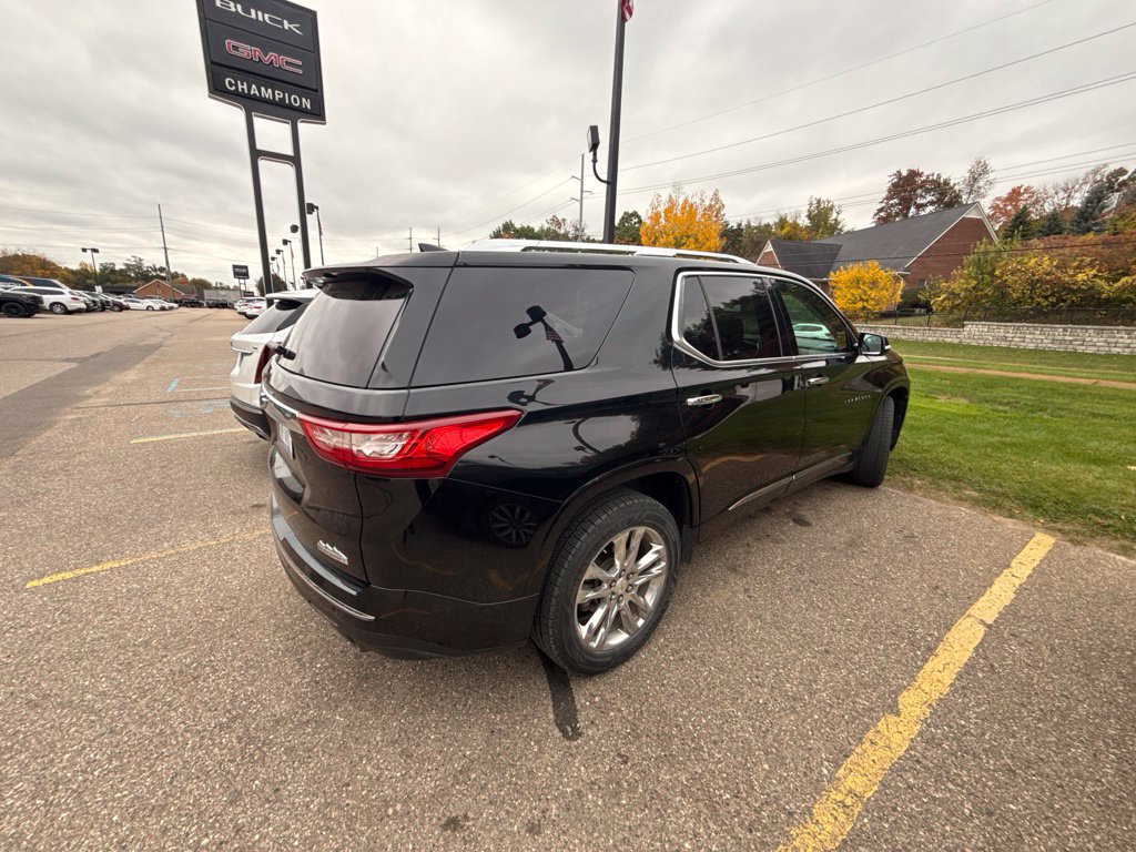 Used 2019 Chevrolet Traverse High Country w/ LPO, Floor Liner Package AWD/4WD image 5