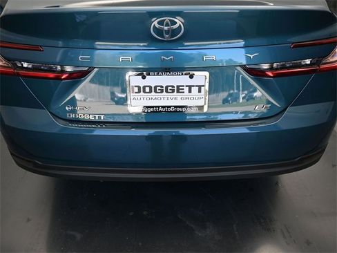 Used 2021 GMC Sierra 1500 SLT image 12