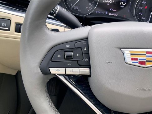 Certified 2024 Cadillac XT6 Premium Luxury w/ Technology Package AWD/4WD image 19