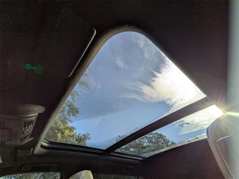 Certified 2024 Cadillac Escalade ESV Premium Luxury w/ Performance Package image 26