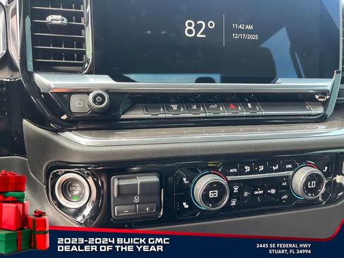 Used 2024 Chevrolet Silverado 2500 LTZ image 28