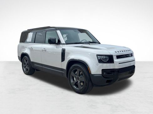Used 2026 Land Rover Defender 130 S AWD/4WD image 7