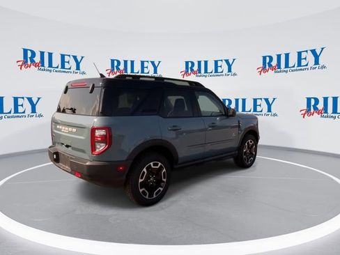 Certified 2023 Ford Bronco Sport Outer Banks image 8